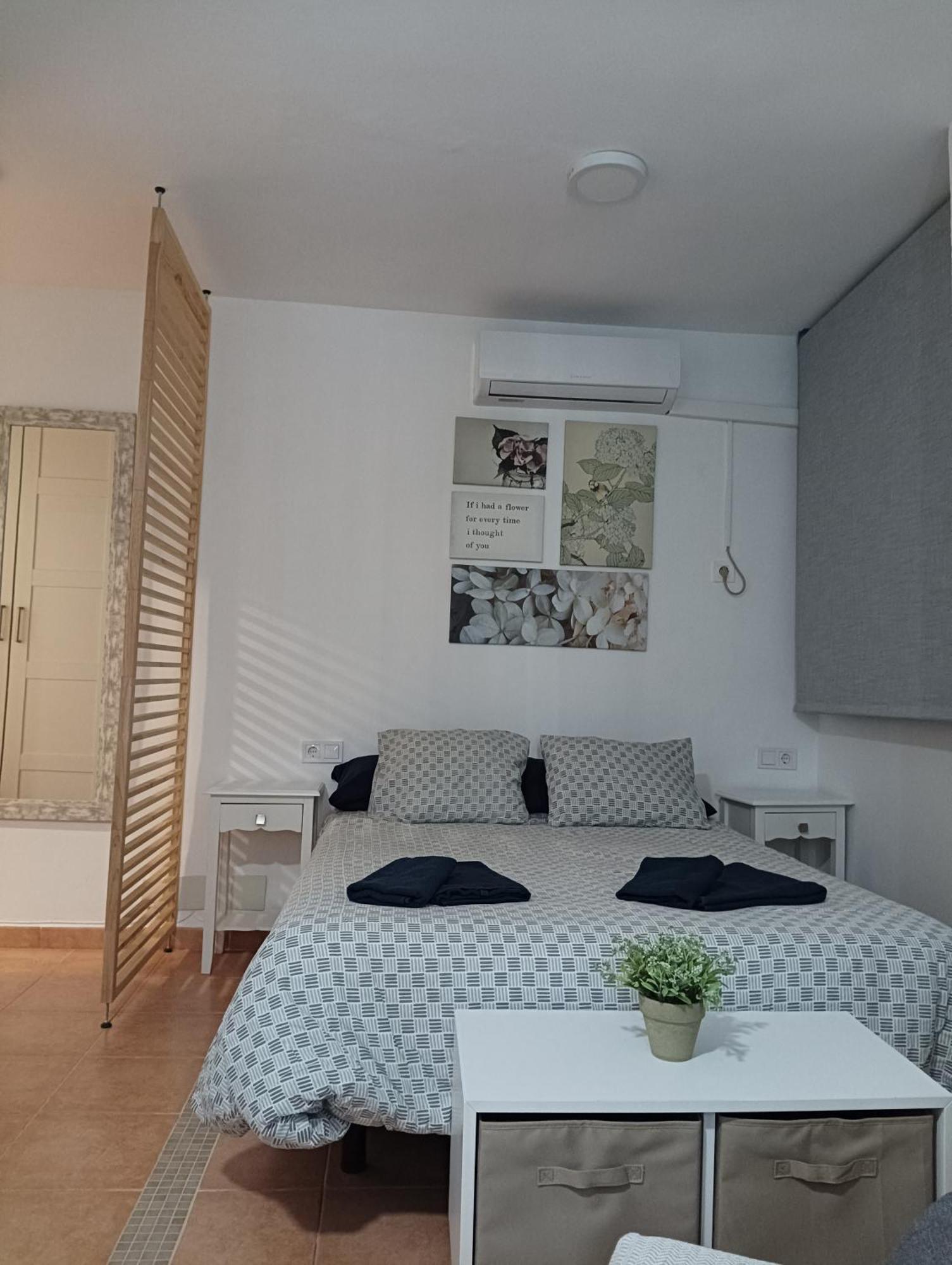 Luminoso Estudio Muy Cerca De La Playa Apartment Benalmadena Luaran gambar